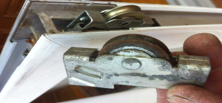 screen door roller repair in Arroyo Grande